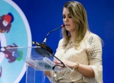 Carolina Lompa desiste de ser vice de Cesar Augusto