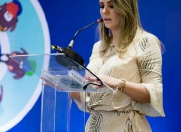 CAROLINA LOMPA QUER SER VEREADORA AGORA