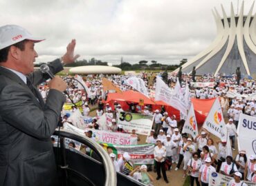 Vereador Airton Souza apresenta moção de apoio a Projeto de Lei que estabelece um piso nacional para profissionais de enfermagem e reduz a carga de horário.