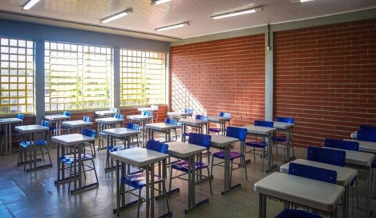 Justiça decide que aulas continuam suspensas no RS