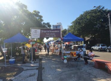 Brique: Quem disse que não tem, no Largo da Inconfidência tem