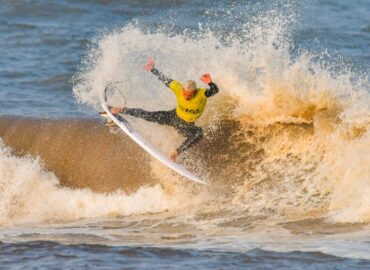 Campeonato Gaúcho de Surf retomado em final de semana épico