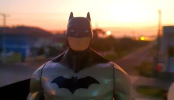 Gotham | O Batman fez xixi em um mictório de R$ 12.900,00